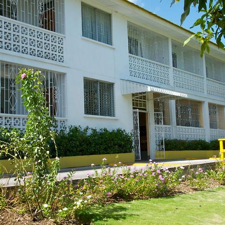 Adulo Apartments بريدج تاون المظهر الخارجي الصورة