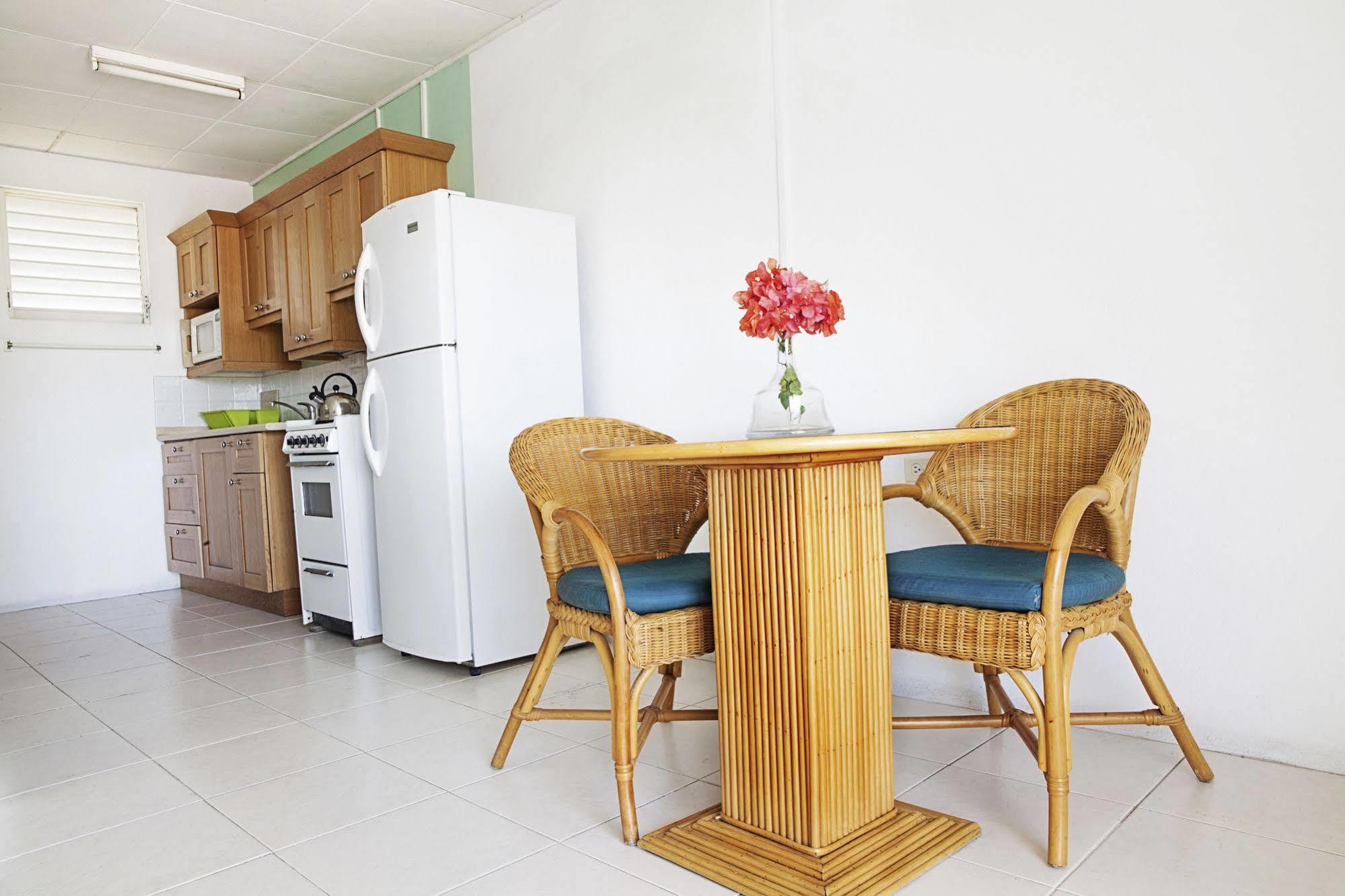 Adulo Apartments بريدج تاون المظهر الخارجي الصورة